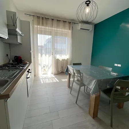 Estro Luxury דירה פסקרה